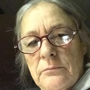 Meet your Posher, Carolyn